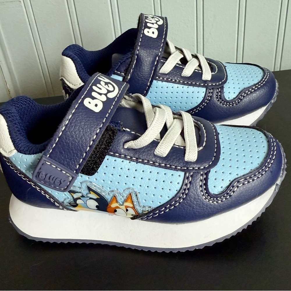 NFS Fashion Toddler Bluey Sneakers Size 6C